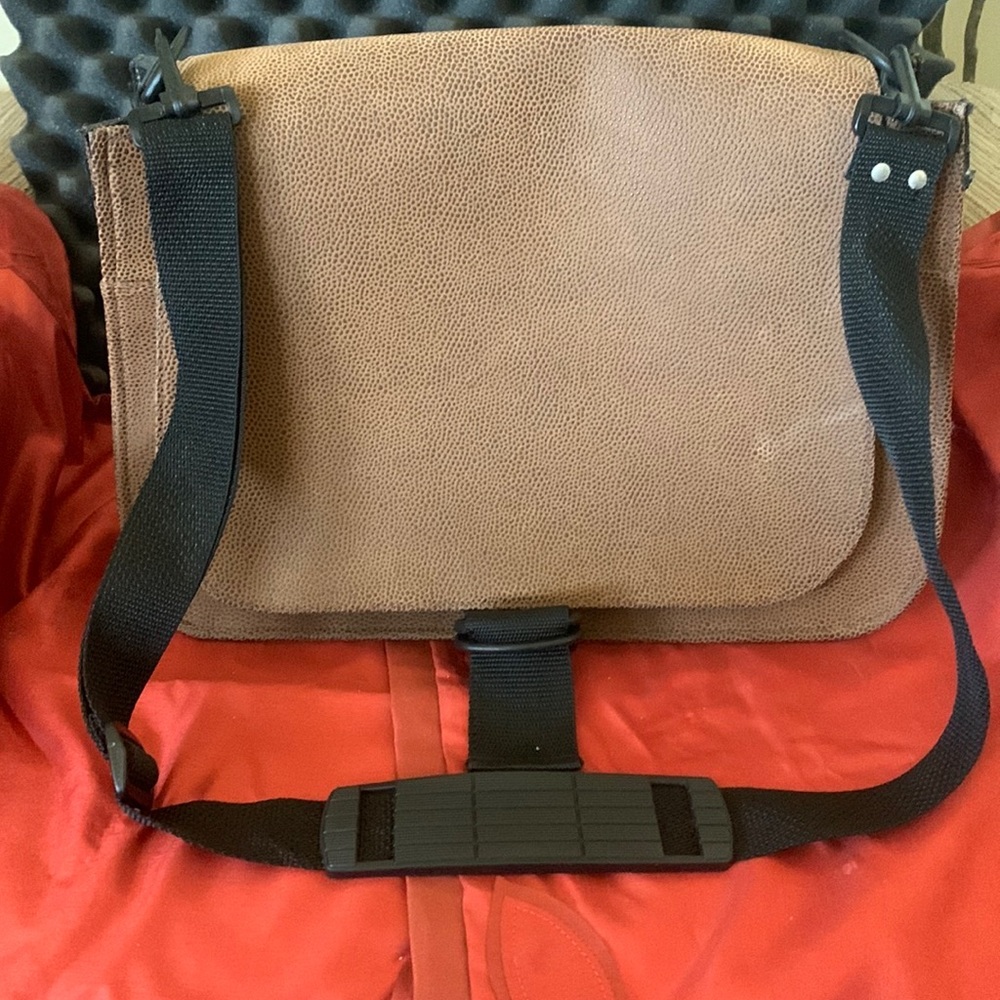 Puchibag small pet carrier, tote.
